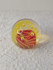 Paperweight K's collection Glass Red & Yellow Swirl Bubbles 2.5 inch diameter