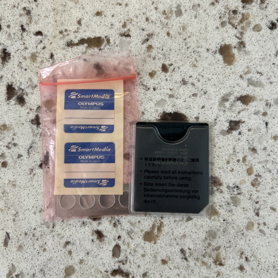 Olympus OEM 8MB SmartMedia Card D3V20 M-8P - Image 2 of 3