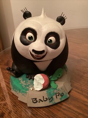 Kung Fu Panda 2 Baby Po Maquette Crew Gift Exclusive Statue  (#88 of 650) w/box