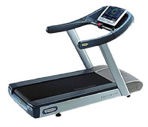 Tapis Technogym EXC Run 700 avec DEL remis à neuf avec garantie d'un an - Photo 1/1