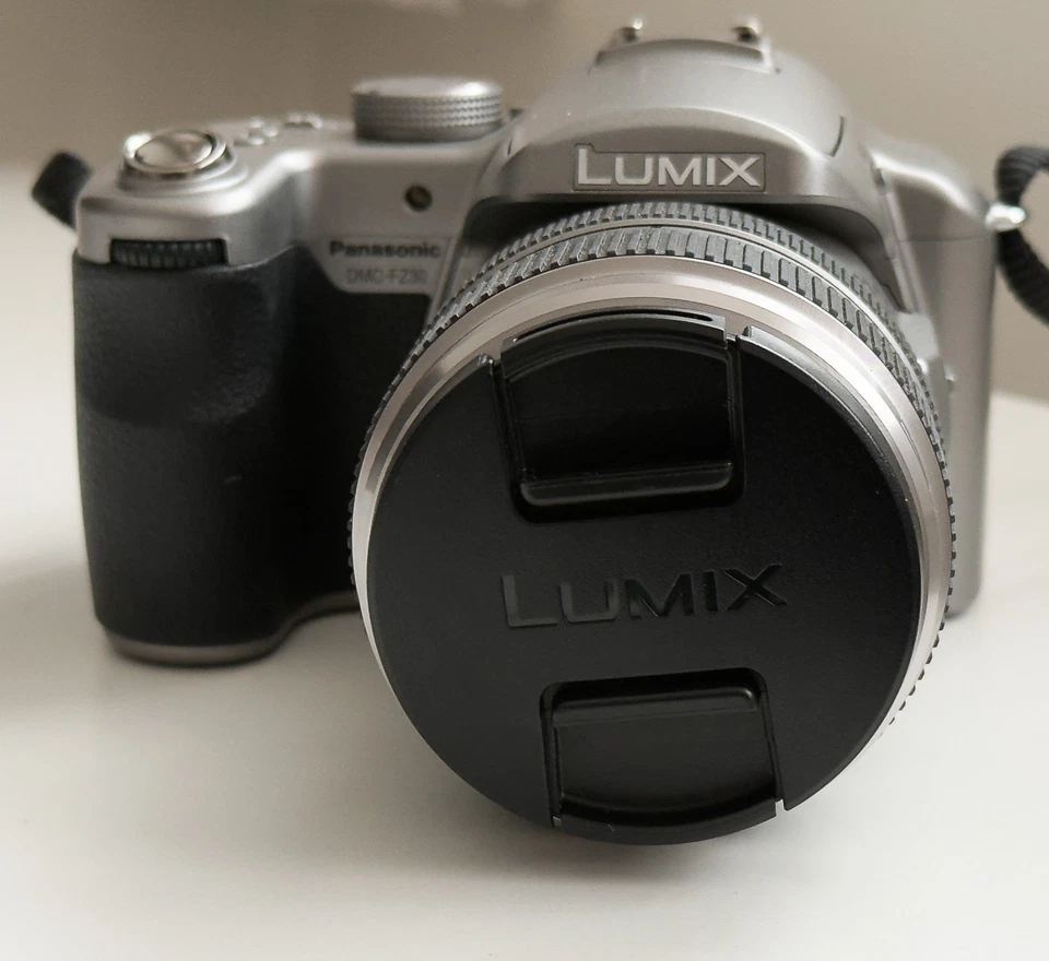 Panasonic Lumix DMC-FZ30, photo 3 of 5