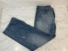 Wrangler Straight Fit Jeans Mens 34X30 Medium Blue Wash Distressed Stained Q