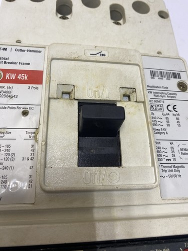 EATON Cutler-Hammer Industrial Circuit Breaker KW 45K KW3400F 3POLE 400A - Picture 3 of 13