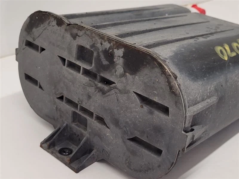 2012 12 DODGE AVENGER Fuel Vapor Charcoal Canister 5147053AA - Image 4 of 4