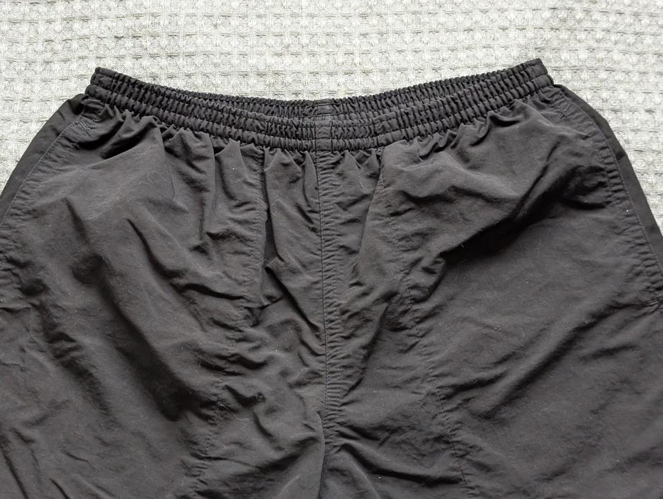 Pantalones Cortos Patagonia Para Hombres Pequeños Negros Bolsos NetPlus Malla Forrados Conchas Secado Rápido Foto 2 de 4