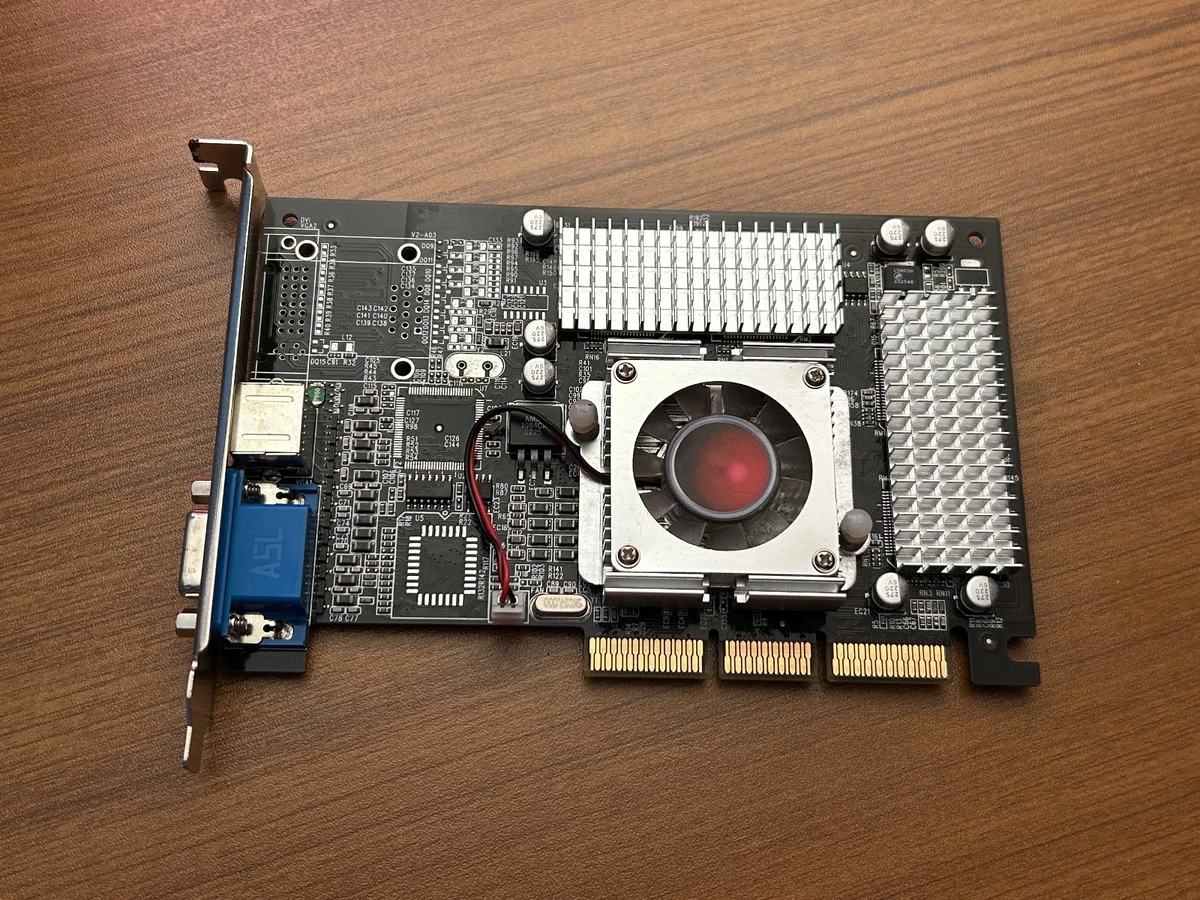 Carte Graphique NVIDIA GeForce4 MX440 SE 64MB - DDR, Refroidissement Passif, Occasion