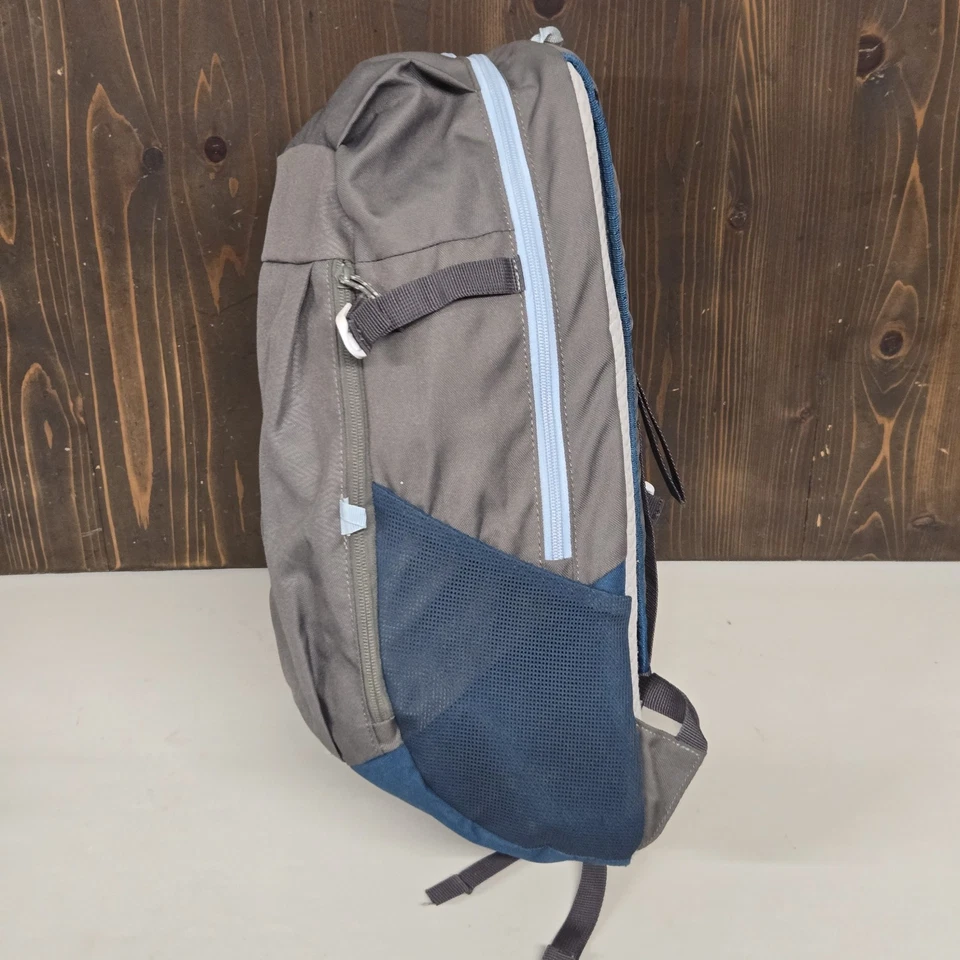 Mochila Quechua Decathlon NH100 20L cor cáqui caminhada multiuso - Imagem 2 de 4
