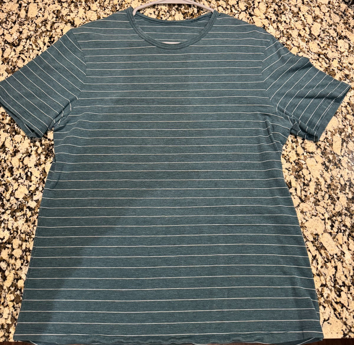 Lululemon men's 5 Year Basic Tee - Medium -  Gree… - image 1