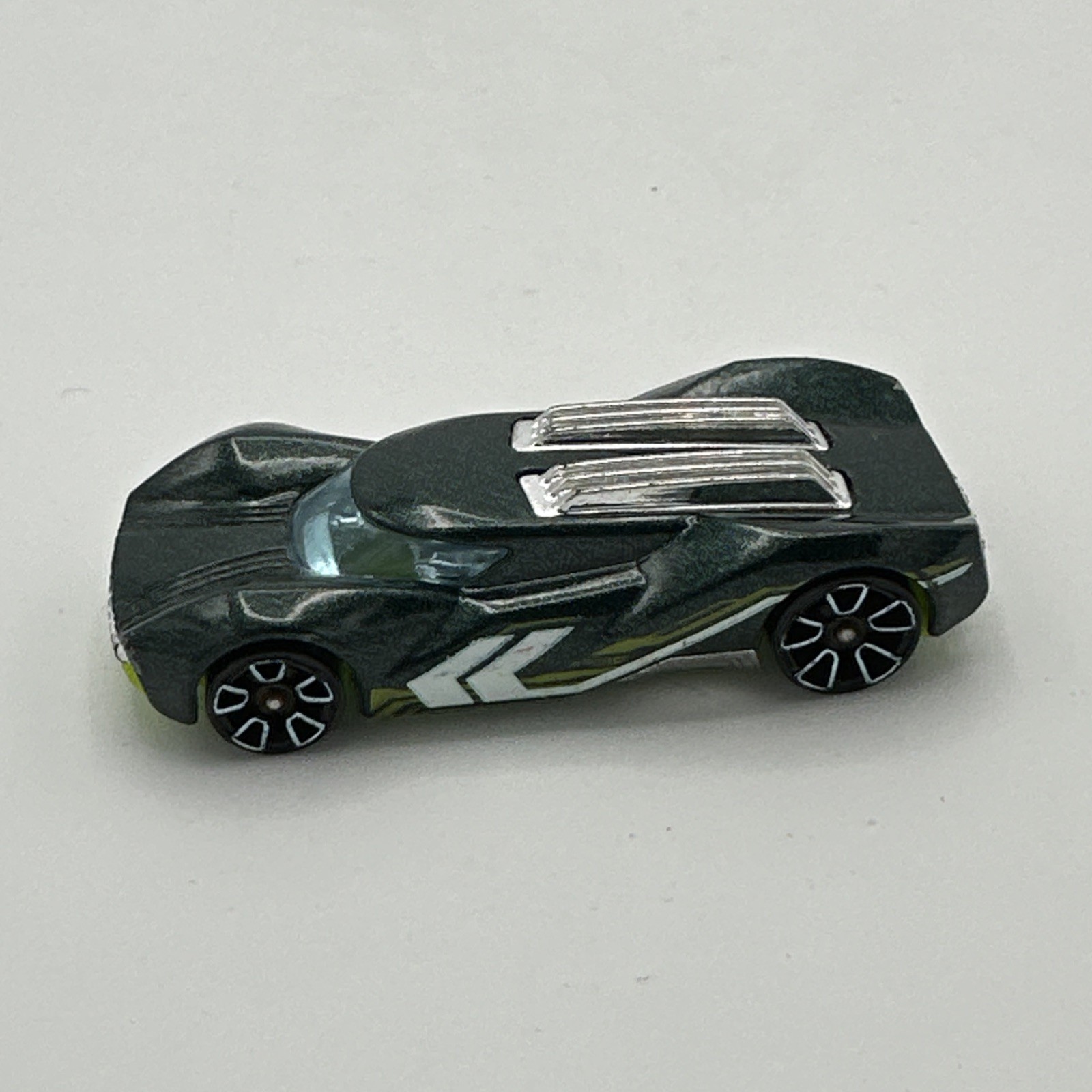 2016 Hot Wheels Power Surge – Green Speed 1/64 Loose Diecast Car