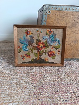 Vintage mythische Vögel Wandteppich Nadelspitze gerahmt Wandbehang