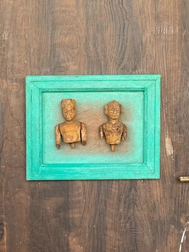 Vintage Old Wooden Hand Carved Tribal Man Figure Wall Hanging Green Wall Frame - Picture 3 of 11