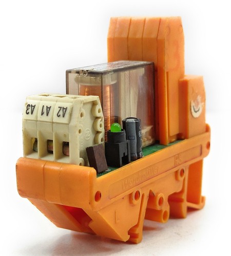 Weidmuller RS 32 OV II226.6 24/48V Interface Power Supply Relay - Picture 8 of 12