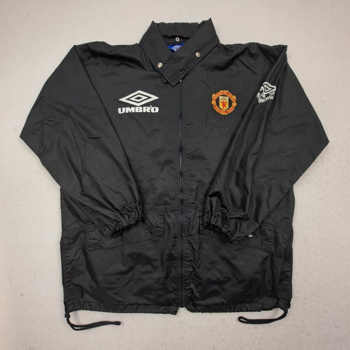 Vintage Manchester United Umbro Jacket Men Medium Black Zip Vintage Manchester United Umbro Jacket Men Medium Black Zip