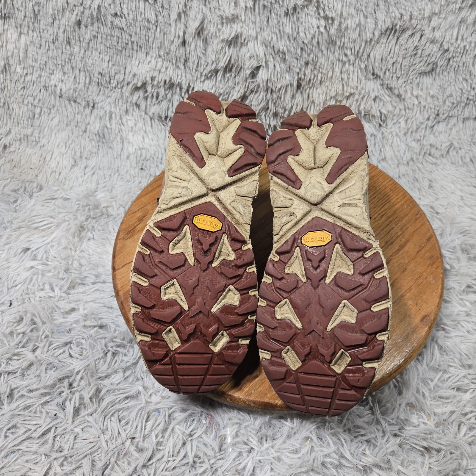 Hoka One One Anacapa Low GTX Gore-Tex Vibram Womens 8.5 Athletic Running Shoes thumbnail 4