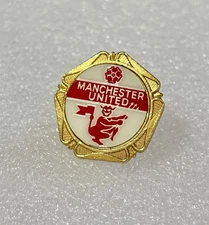 Manchester United FC Vintage Enamel Pin Badge Red Devil Crest – Rare