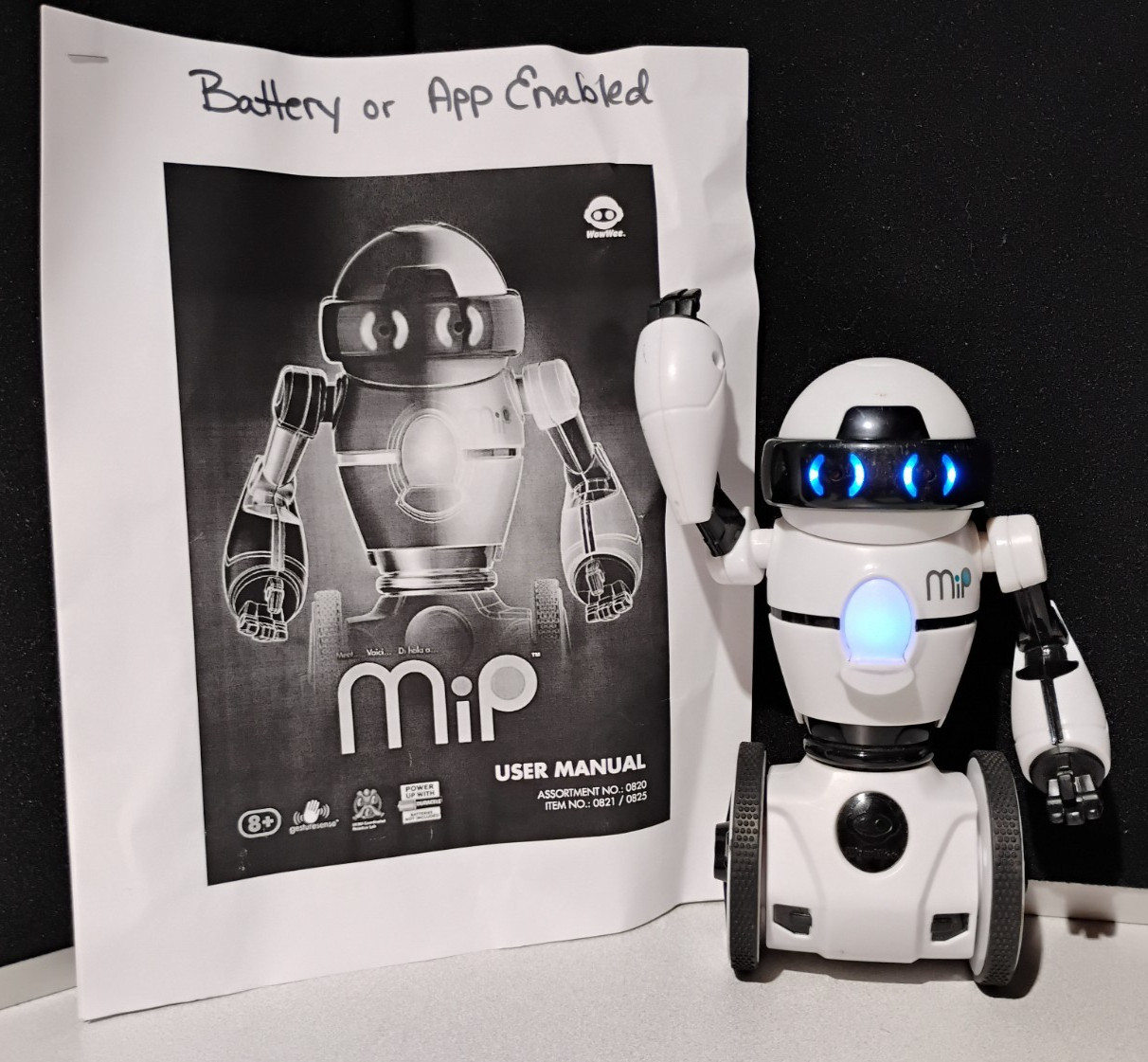 MIP WowWee Toy Coding Rolling Robot Model 0820 White - Power