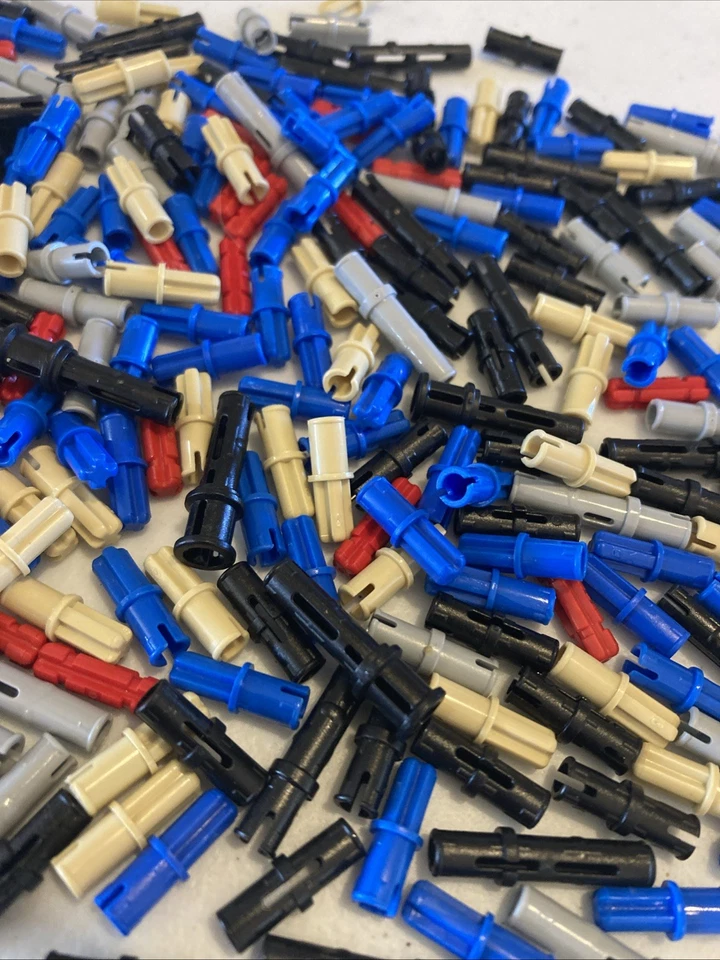 LEGO lot of  Technic Mindstorms Pins Axle Pegs Pins Clips Connector - Image 2 of 3