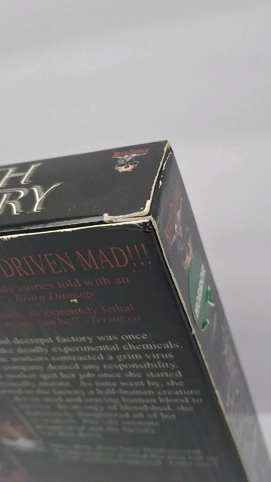 Death Factory VHS Horror Movie (2002) Brad Sykes Tiffany Shepis Ron Jeremy Rare Foto 4 de 4