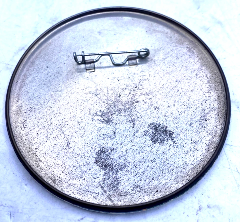 NY Yankees vs Atlanta Braves 1996 World Series Button HTF - Image 3 of 3