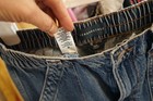 Aeropostale M 90's baggy cut off cotton cropped or petite 28" inseam jeans — photo 10