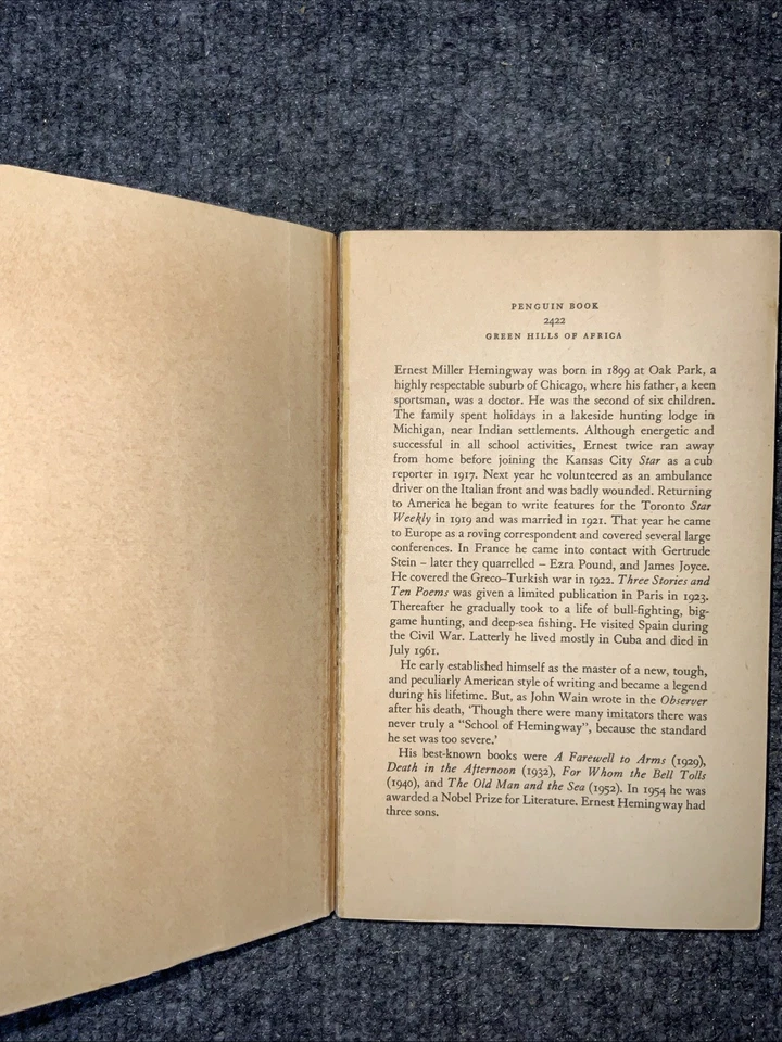 Ernest Hemingway / GREEN HILLS OF AFRICA 1966 Foto 4 de 4