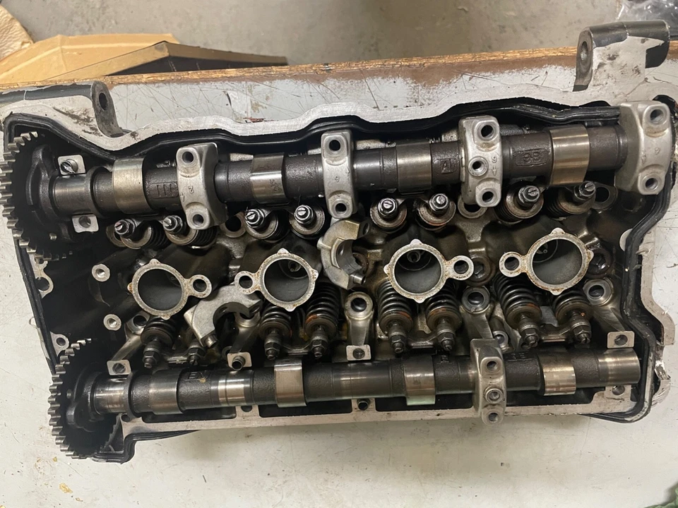 Kawasaki ZG1000 ZG 1000 2001 Concours motor culata levas ejes válvulas 02 Foto 4 de 4