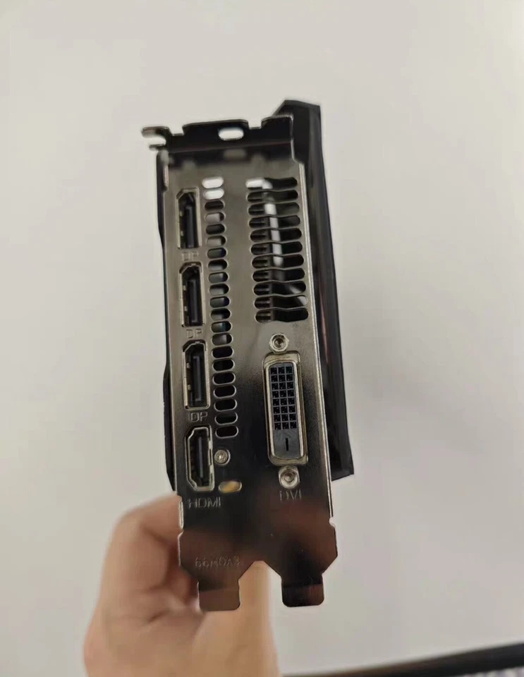 RX 580 AMD Radeon RX580 2304SP 8GB GDDR5 Graphics Card - Image 3 of 4