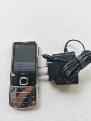 Nokia 6700 silvery unlocked for all carrier 3G networks