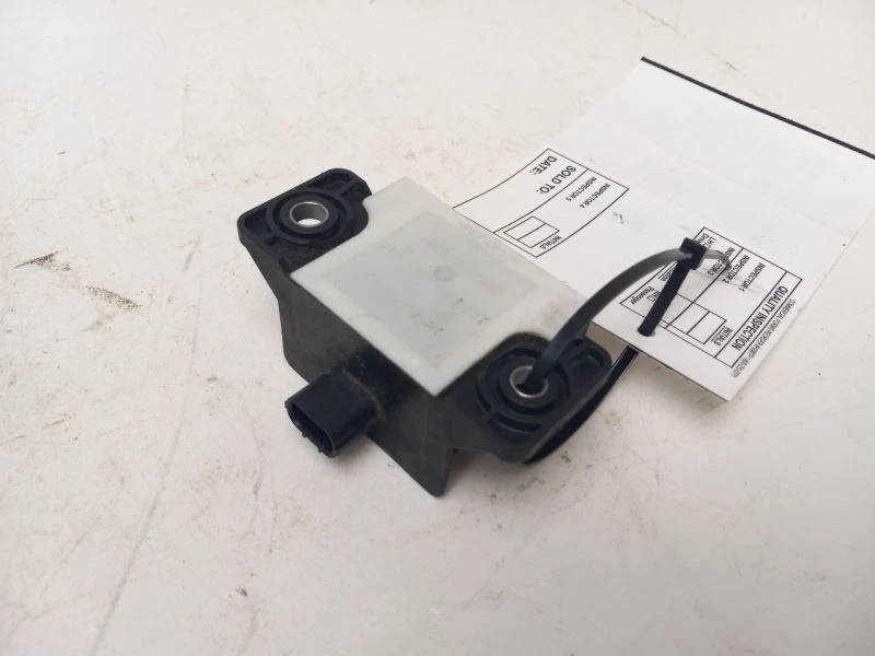 Sensor monitor de presión de neumáticos de pasajero trasero Honda Ridgeline 2006-2014 Foto 3 de 4