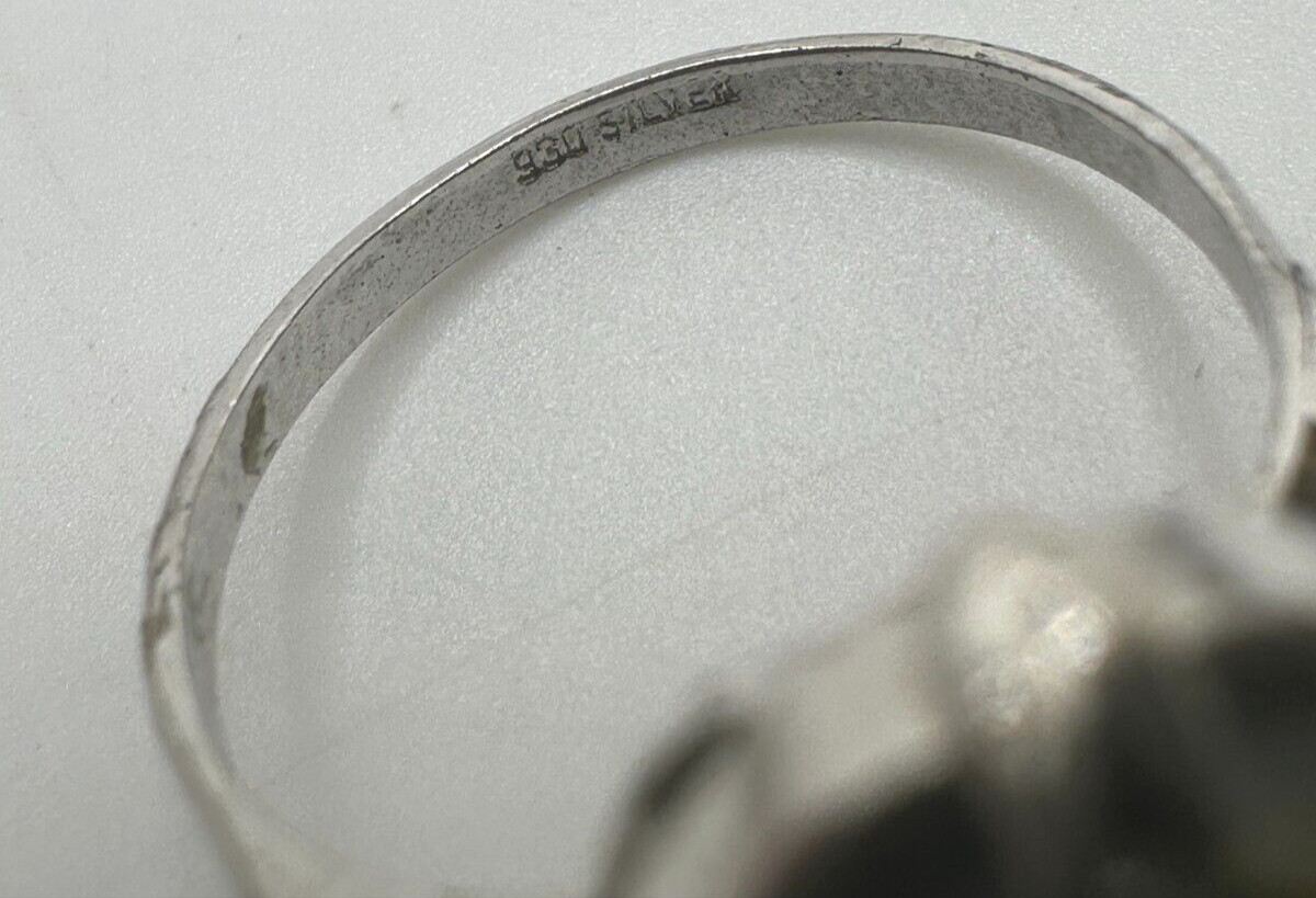 930 Sterling Silver Shell Ring - image 3