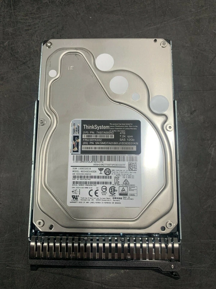 Lenovo 7XB7A00043 ThinkSystem 4TB 00YK032 3.5" 7.2K 12Gb Hot Swap 512n SAS HDD - Image 3 of 4