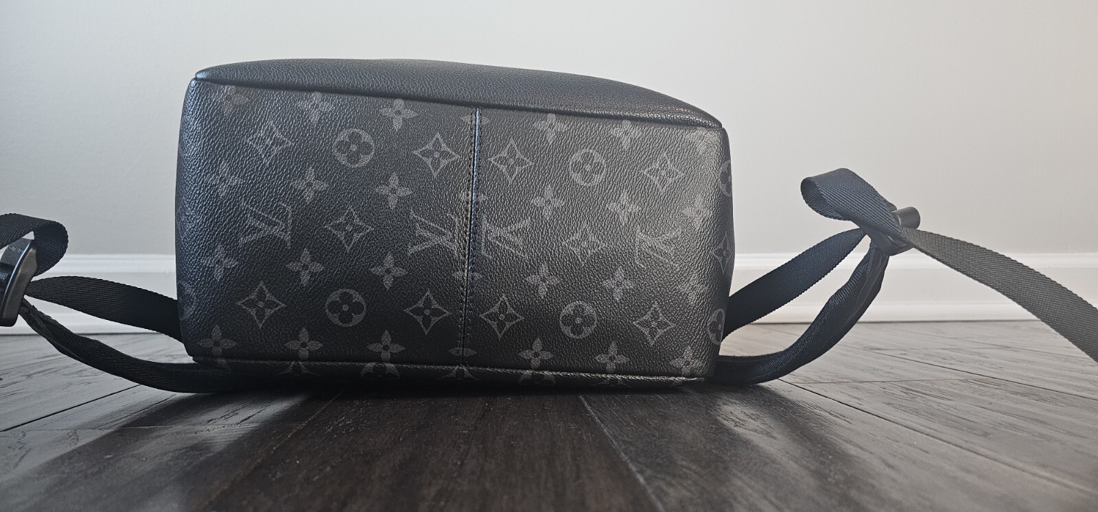 Authentic Louis Vuitton Saumur Backpack M45913 - … - image 8