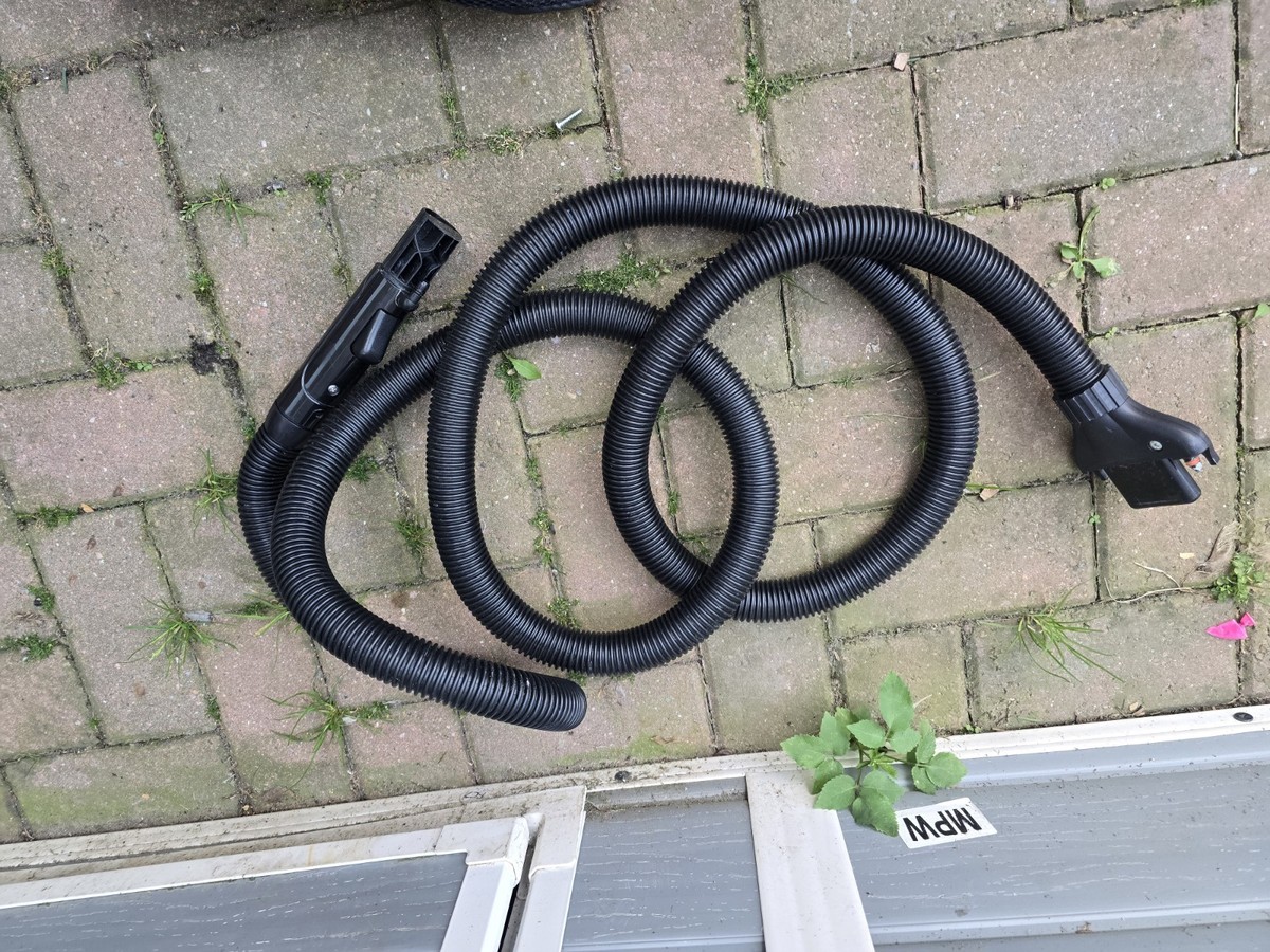 Bissell ProHeat 2X Revolution Pet Pro 20666 Part main hose