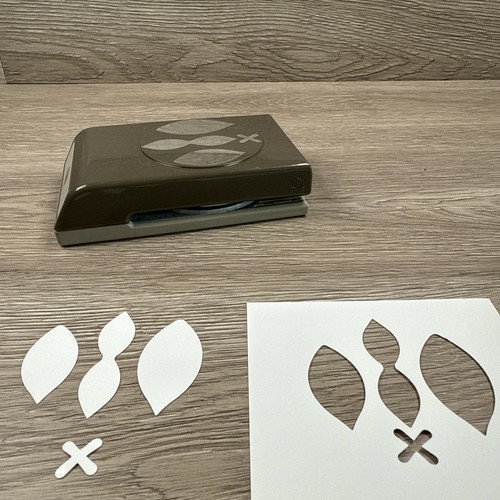 Stampin' Up! Punzón festivo para constructor de flores - Imagen 3 de 8