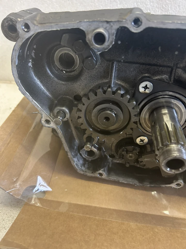 Yamaha Yz250 Yz 250 1979 estuches de motor transmisión de manivela ¡¡¡¡Bonito!!!! OEM Foto 2 de 4