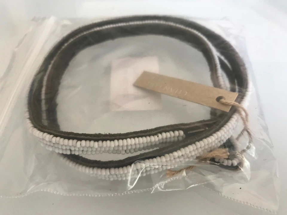 Juego de 2 brazaletes envolventes con cuentas de cuero blanco de 19 pulgadas de largo Chan Luu Foto 2 de 2