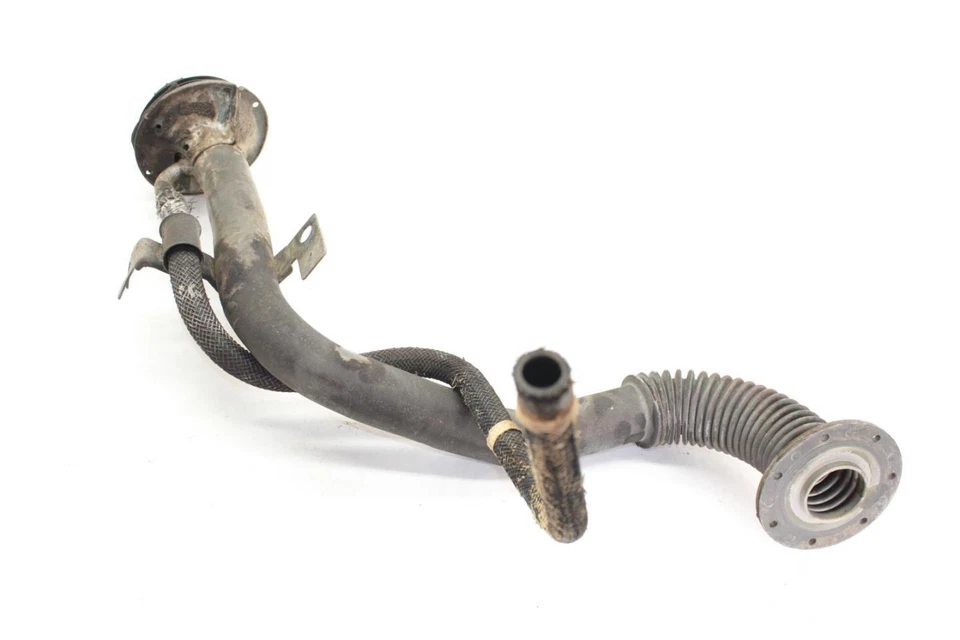 84-86 Nissan 300ZX Z31 Fuel Filler Neck Foto 3 de 4