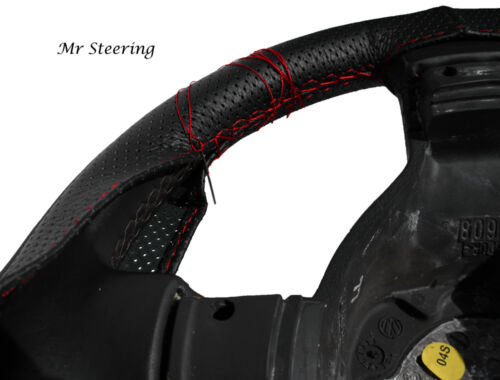 Für DAF XF 105 06-12 Schwarz Perforiert Leder Lenkrad Abdeckung Rot Naht - Bild 3 von 3