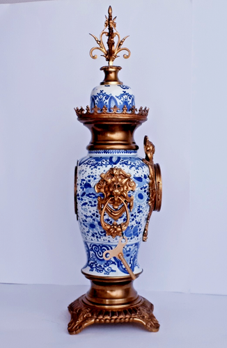 Antique DELFT BLUE & WHITE MANTEL CLOCK FAIENCE BRASS ELEMENTS BY BOCH KERAMIS - Picture 4 of 11