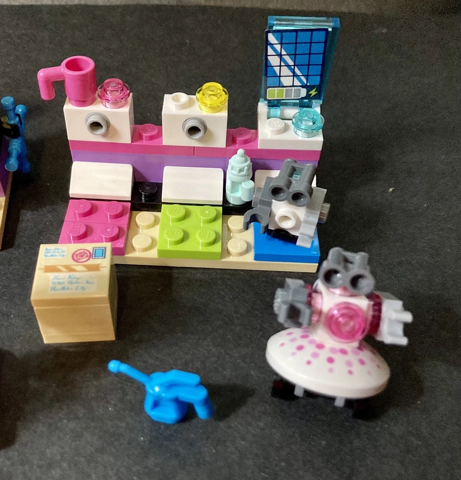 LEGO Friends 2017 91 piezas Olivia's Creative Lab 41307 kit de juguete de construcción completo Foto 3 de 4