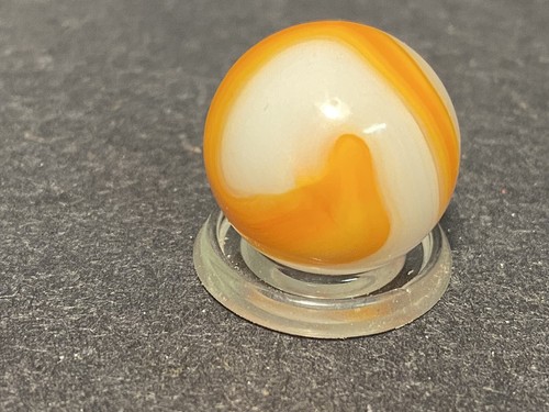Early Akro Agate Special Corkscrew Marble .68” - Picture 4 of 7
