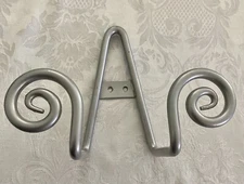 Small Pewter Colored Metal Scroll Display Rack Easel for Bowls Platters Cookbook