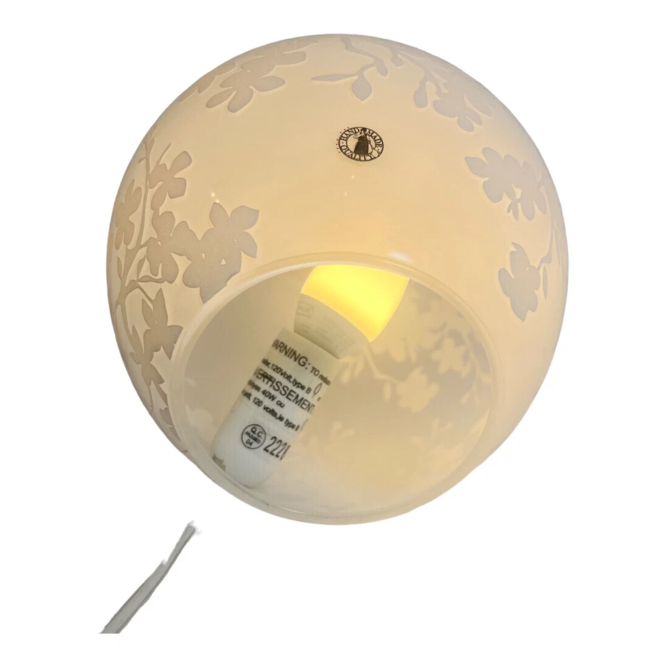 "Lámpara de mesa blanca IKEA Knubbig 7"" flores de luz globo de vidrio esmerilado como está" Foto 2 de 4