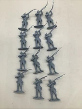 Lot Of 12 Conte Alamo Army Men Figures #8
