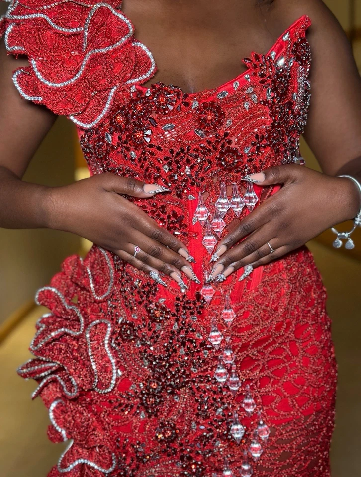 Vestido espartilho vermelho personalizado - Imagem 3 de 4