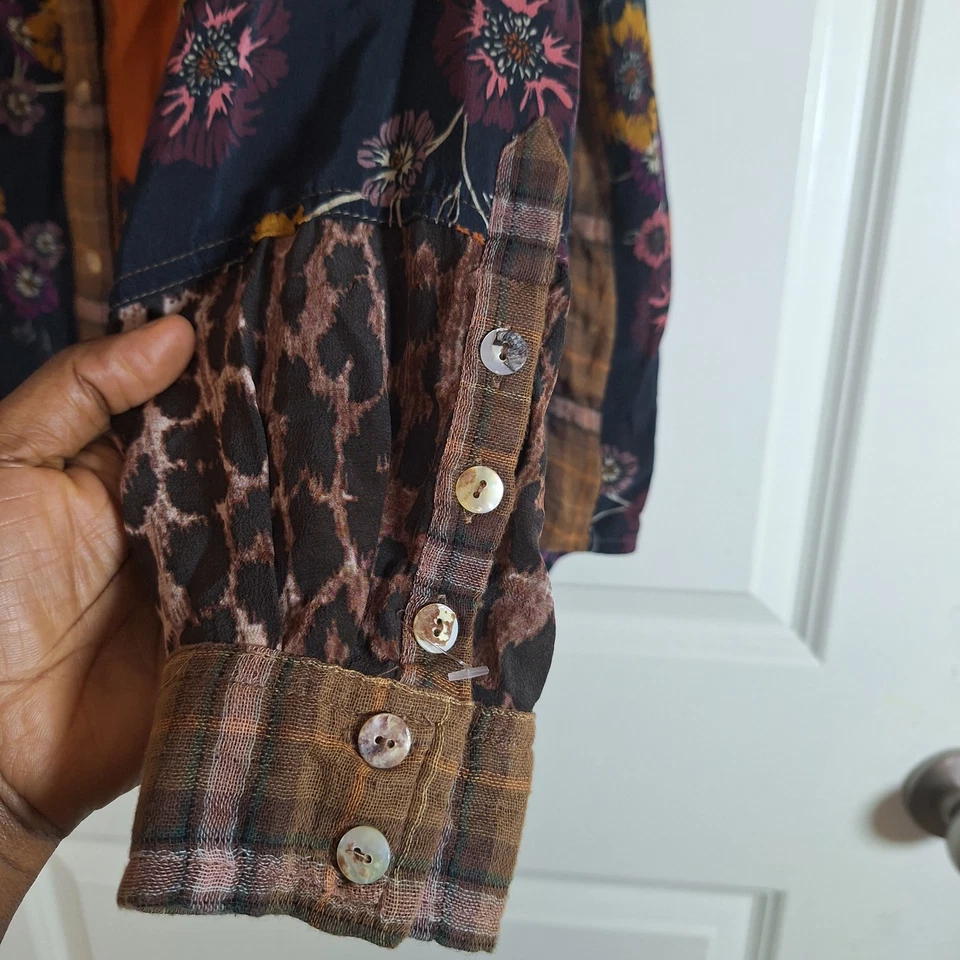 JOHNNY WAS Workshop 格子混合花卉豹纹纽扣衬衫 M 码 — 第 4/4 张图片