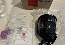 HONEYWELL NORTH 76008A Full Face Respirator Mask Sz. MED/LARGE M/L Silicone