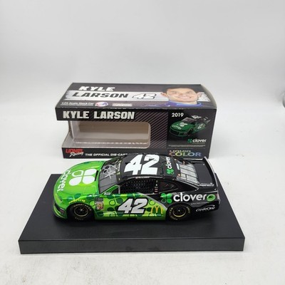43N Kyle Larson #42 2019 Clover Camaro Color Chrome Autographed 1 Of 48 1:24 