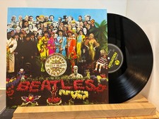 The Beatles Sgt. Pepper's Lonely Hearts Club Band LP Vinyl Record Good Conditio