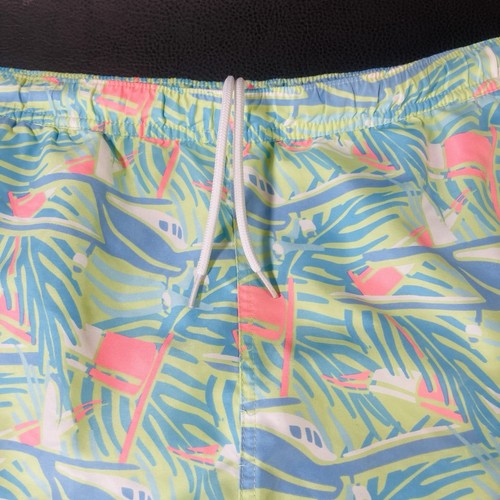 Vineyard Vines Badehose grün rosa Flaggen Shorts Gr. L gefüttert mit Kordelzug - Bild 3 von 6